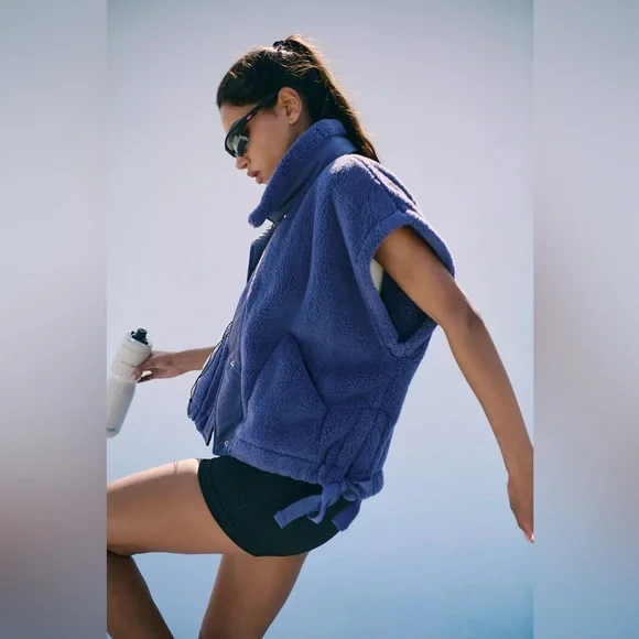 FREE PEOPLE NEW Scout It Out Fleece Vest XS - Picture 3 of 6